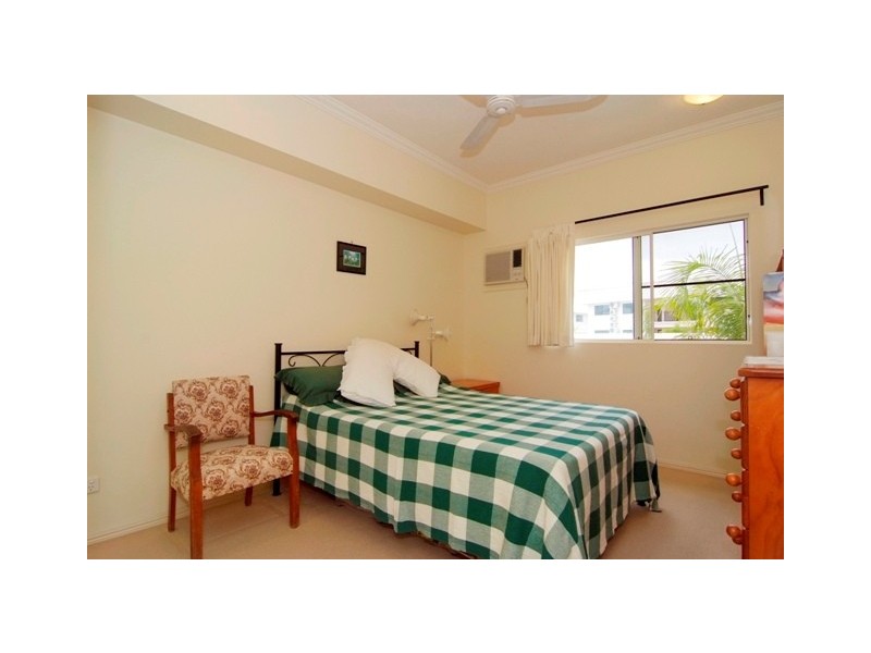 304 Lake Street, Cairns North QLD 4870