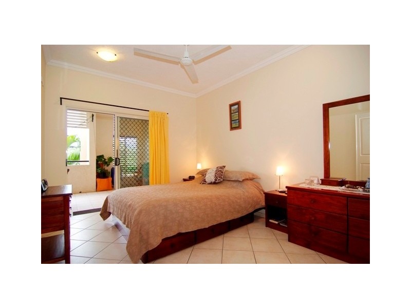 304 Lake Street, Cairns North QLD 4870