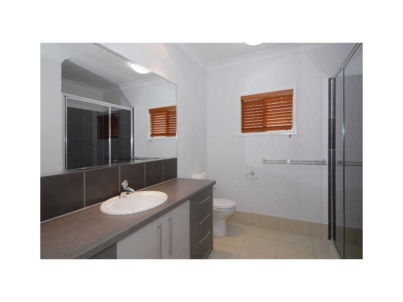 184 Timberlea Drive, Bentley Park QLD 4869