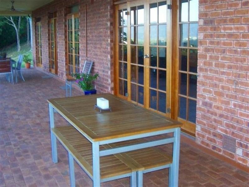 2 Teal Close, Bayview Heights QLD 4868