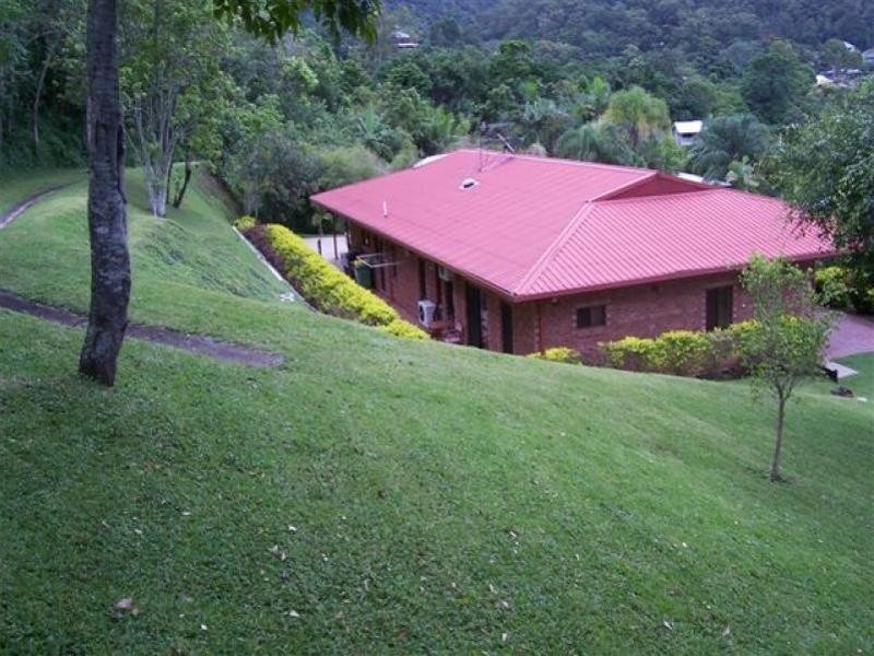 2 Teal Close, Bayview Heights QLD 4868