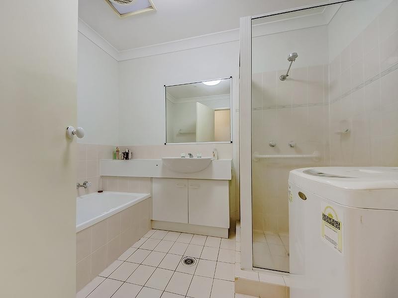 139/128 Benowa Road, Southport QLD 4215