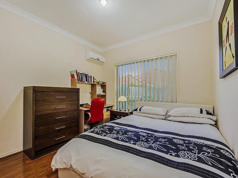 34 Meridien Avenue, Varsity Lakes QLD 4227