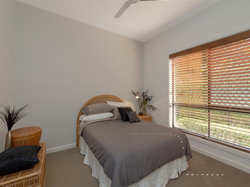 1/9A Greer Terrace, Southport QLD 4215