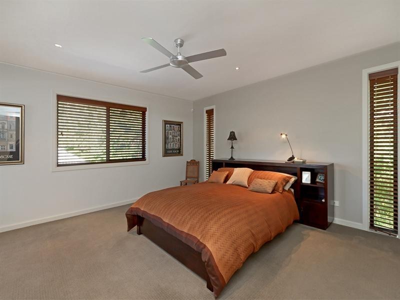 1/9A Greer Terrace, Southport QLD 4215