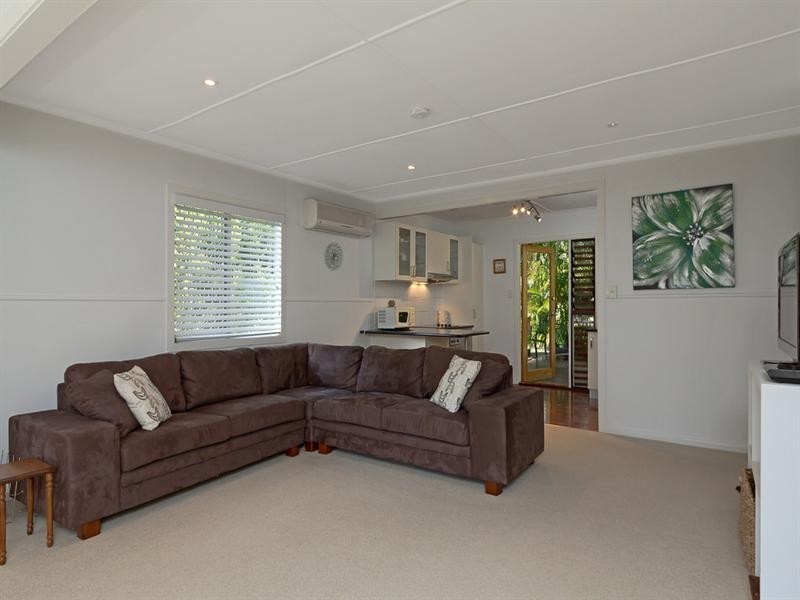 38 Allan Street, Southport QLD 4215