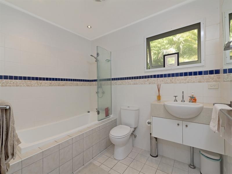 38 Allan Street, Southport QLD 4215