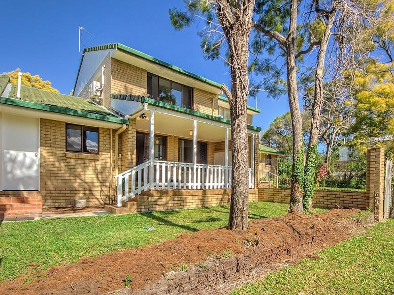 3/36 Government Road, Labrador QLD 4215