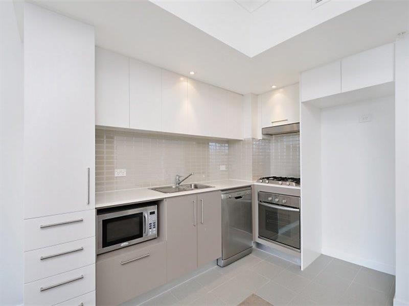 1279/56 Scarborough Street, Southport QLD 4215