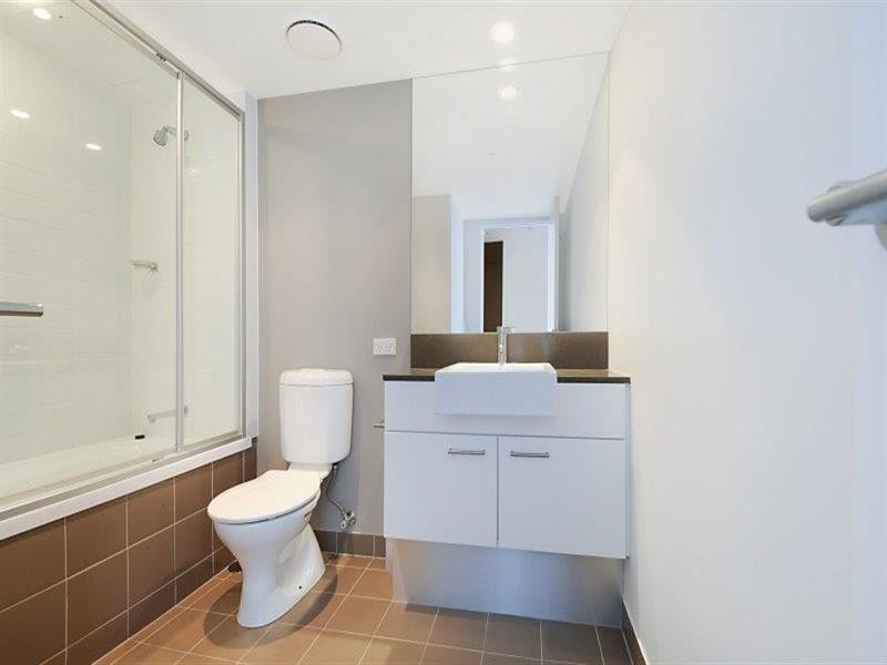 1279/56 Scarborough Street, Southport QLD 4215