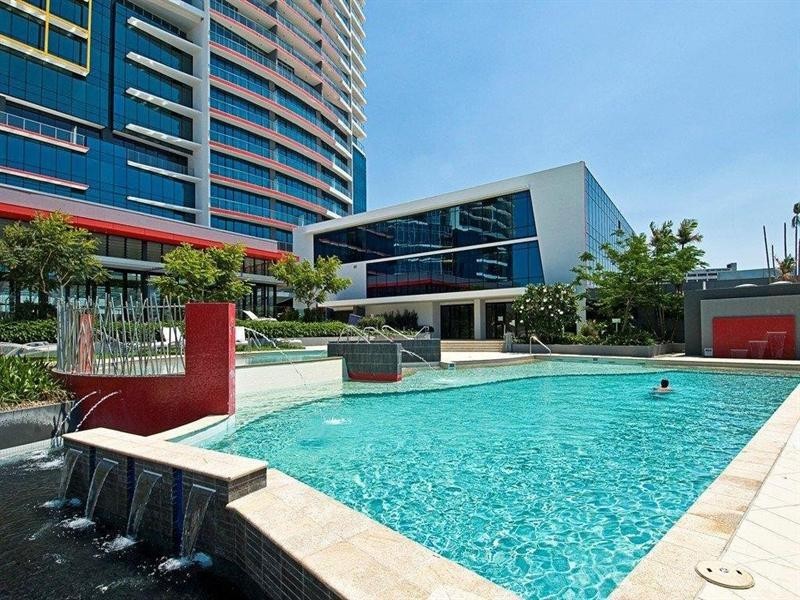 1279/56 Scarborough Street, Southport QLD 4215