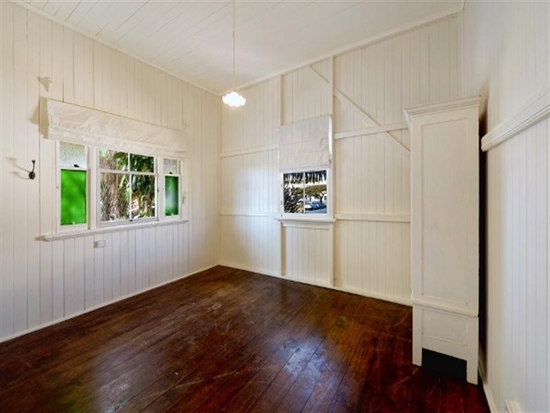 16 Gray Street, Southport QLD 4215