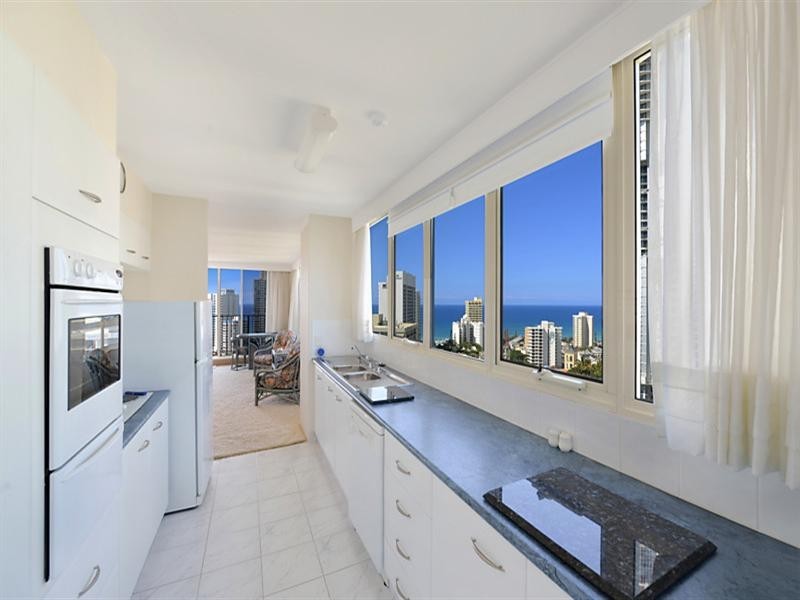20D ‘Condor’ 2 Riverview Parade, Surfers Paradise QLD 4217