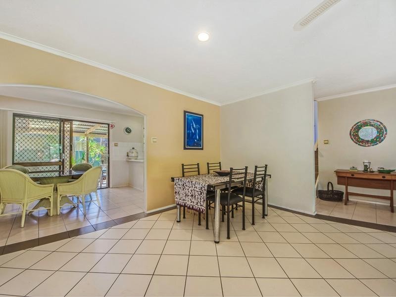 17 Gayle Street, Southport QLD 4215