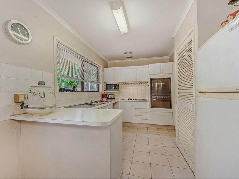 17 Gayle Street, Southport QLD 4215