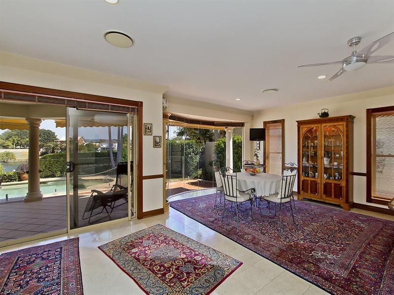 15 Sir Bruce Small Boulevard, Benowa Waters QLD 4217