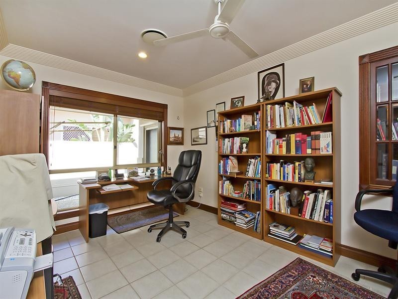 15 Sir Bruce Small Boulevard, Benowa Waters QLD 4217