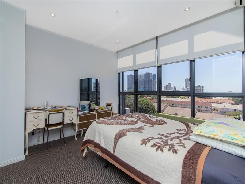 1110/ ‘Portia’ Aqua Street, Southport QLD 4215