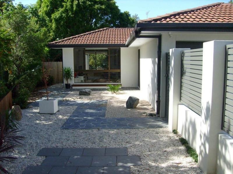 14 Eileen Avenue, Southport QLD 4215