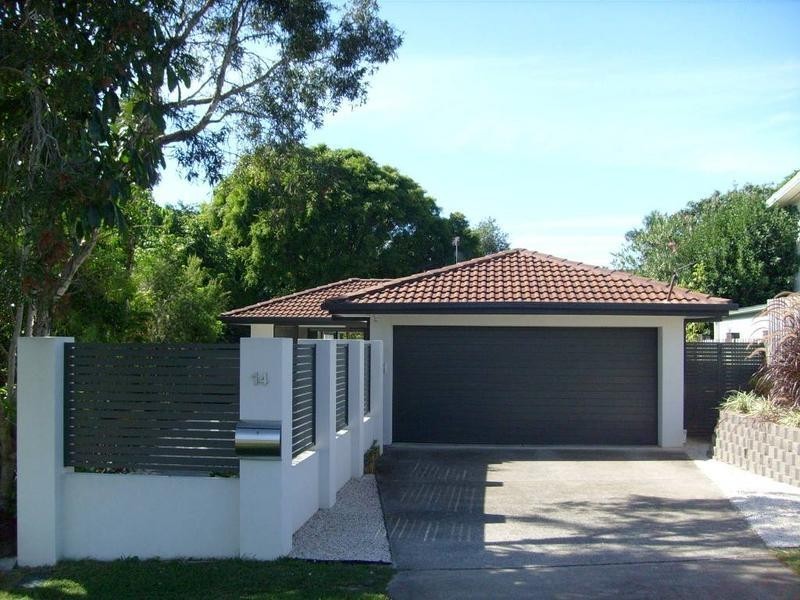14 Eileen Avenue, Southport QLD 4215