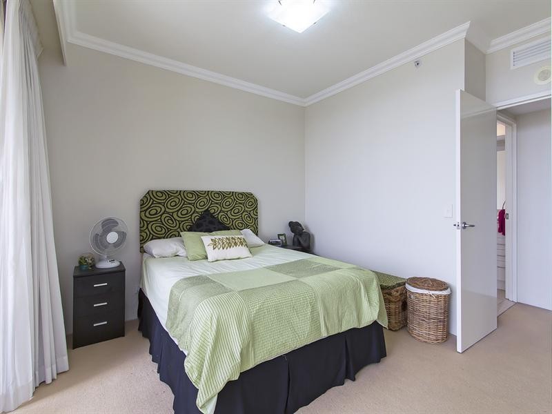 1503 ‘Pivotal Point’ 50 Marine Parade, Southport QLD 4215