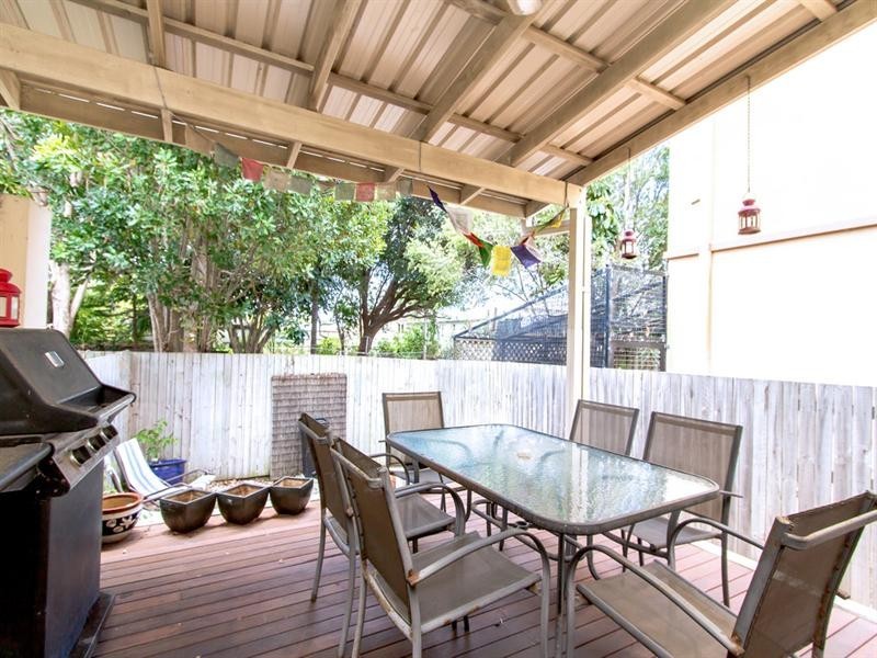 2/35 Stevens Street, Southport QLD 4215