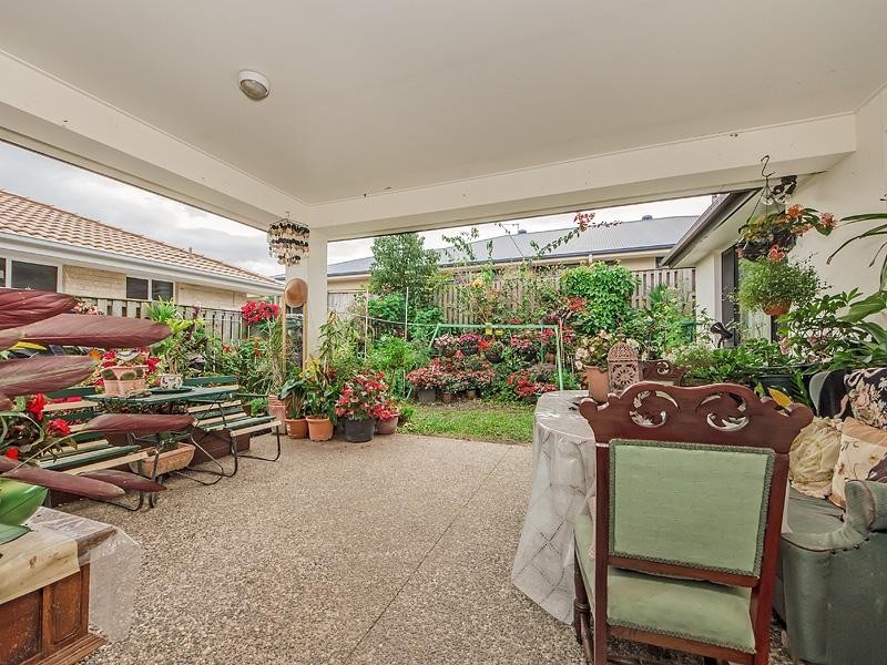 10 Riverbank Court, Ashmore QLD 4214