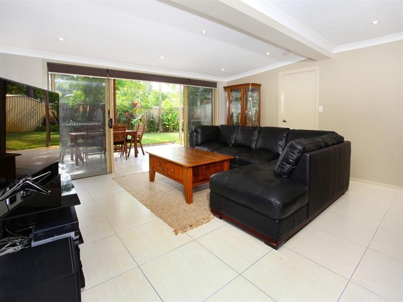 15 Yacht Street, Southport QLD 4215