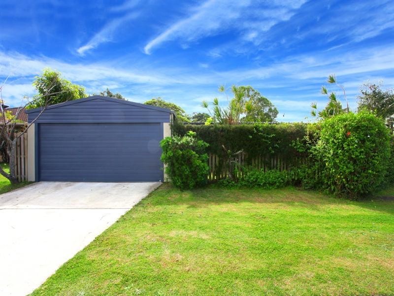 15 Yacht Street, Southport QLD 4215