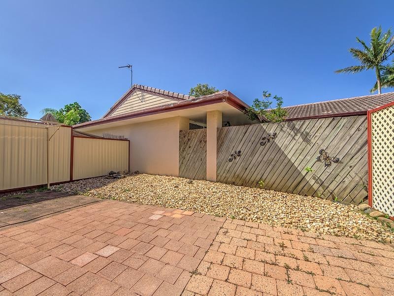 6/128 Benowa Road, Southport QLD 4215