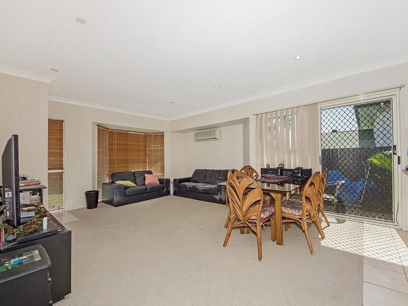 1 and 2/18 Louise Street, Southport QLD 4215