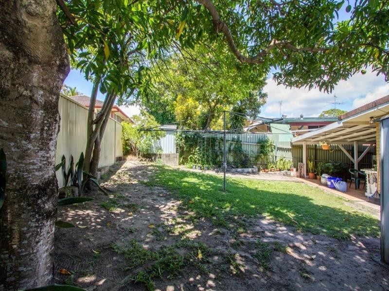 48 Dandar Drive, Southport QLD 4215