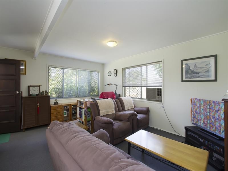 48 Dandar Drive, Southport QLD 4215