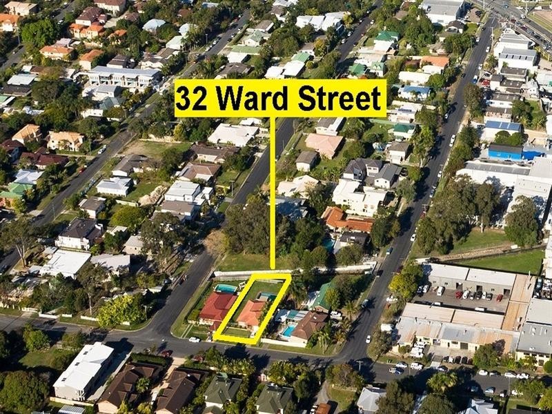 32 Ward Street, Southport QLD 4215