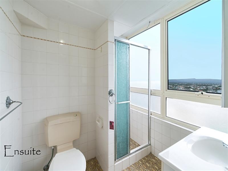 19A ‘Condor’ 2 Riverview Parade, Surfers Paradise QLD 4217