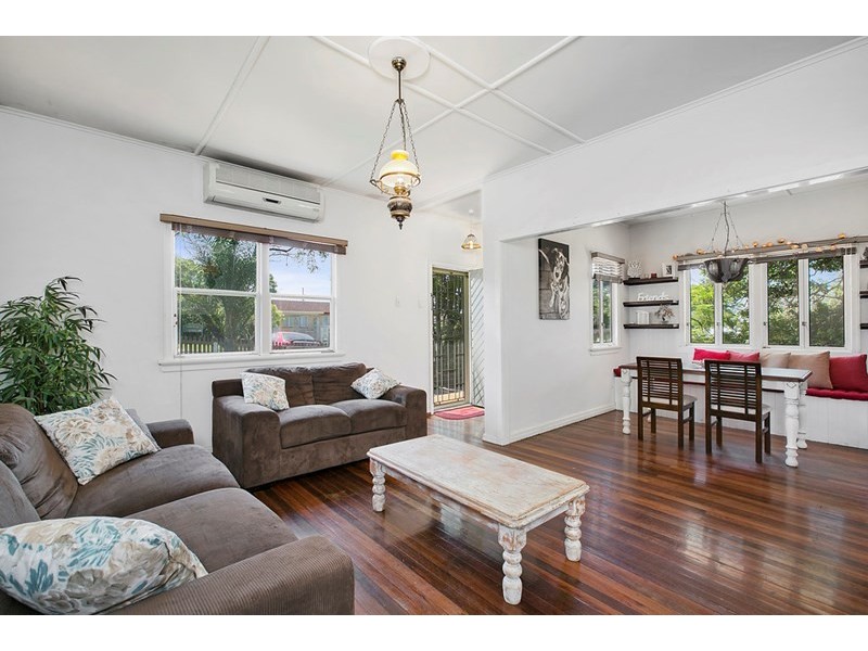 1/66 Falconer Street, Southport QLD 4215