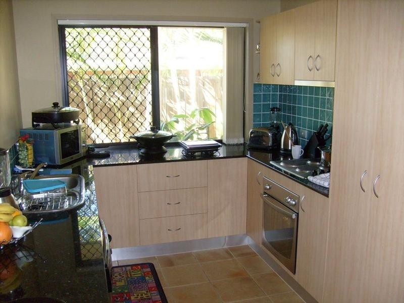 13 Thelma Avenue, Biggera Waters QLD 4216