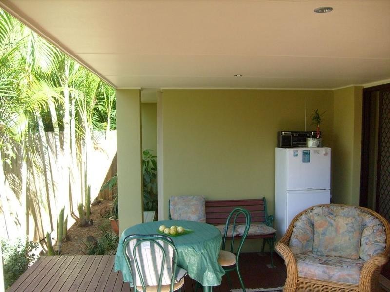 13 Thelma Avenue, Biggera Waters QLD 4216