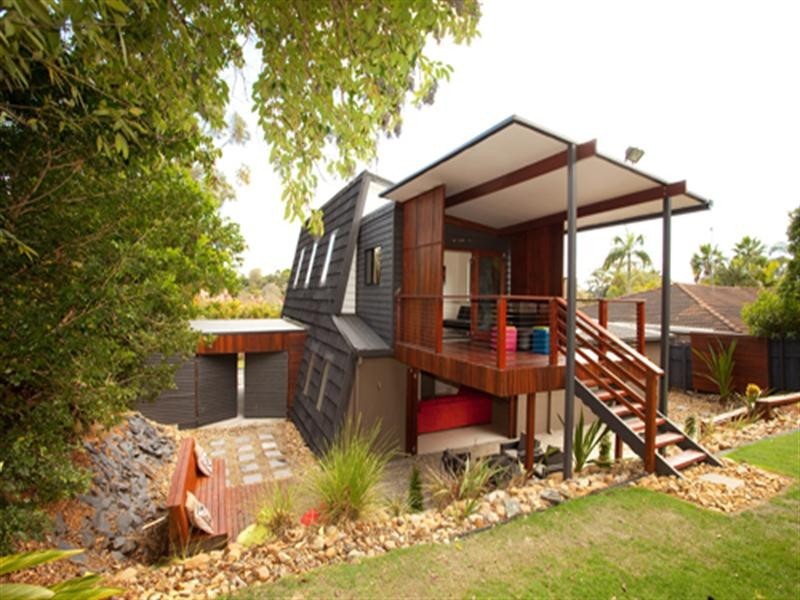 19 Winani Drive, Ashmore QLD 4214