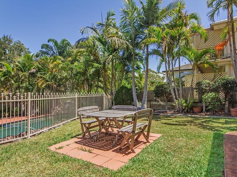 2 Everest Drive, Southport QLD 4215
