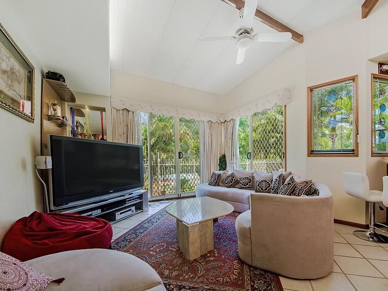 2 Everest Drive, Southport QLD 4215