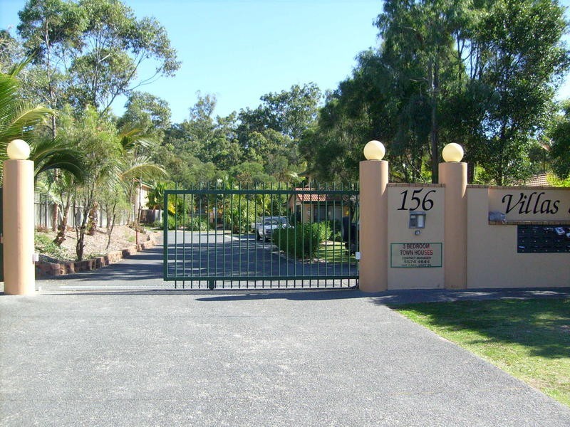 1 The Villas South. 156 Greenacre Drive, Arundel QLD 4214