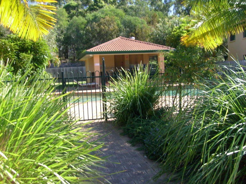 1 The Villas South. 156 Greenacre Drive, Arundel QLD 4214