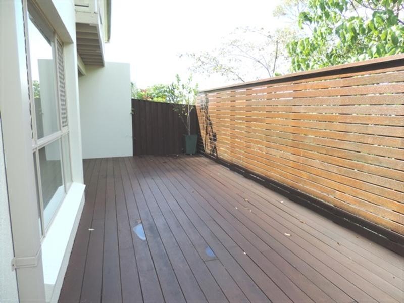 3/50 Blake Street, Southport QLD 4215