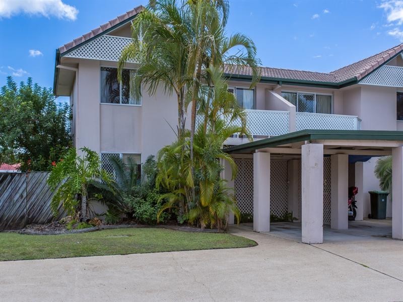 31/30 St Kevins Avenue, Benowa QLD 4217