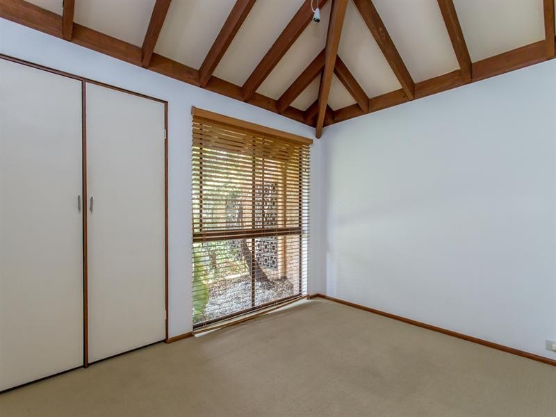 1 Warrawee Avenue, Ashmore QLD 4214