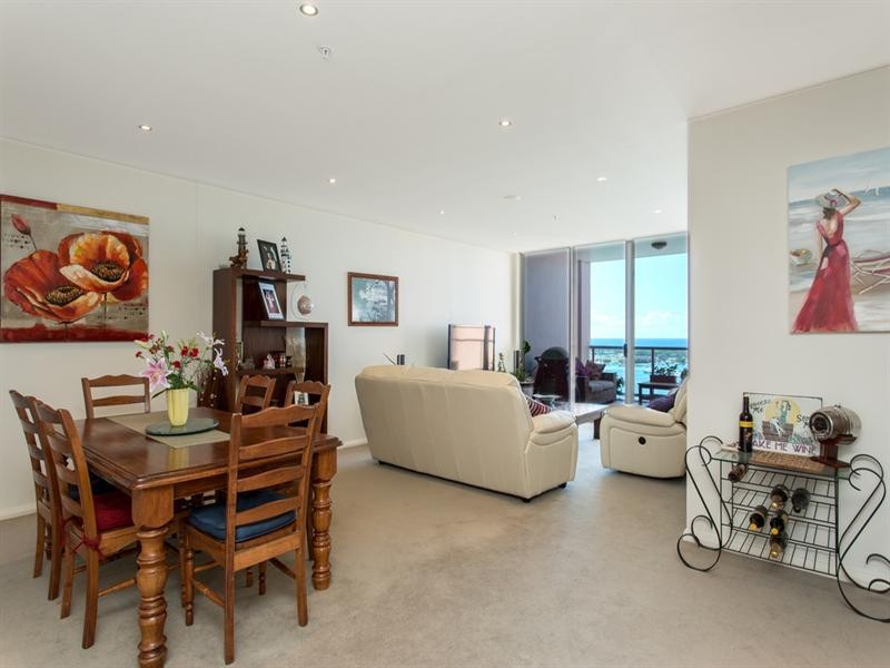 2210/1 Como Crescent, Southport QLD 4215