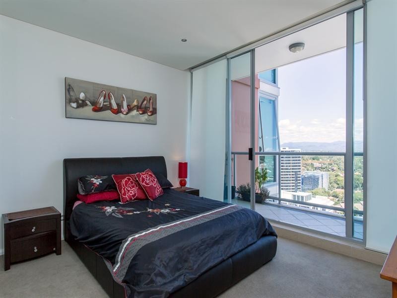 2210/1 Como Crescent, Southport QLD 4215