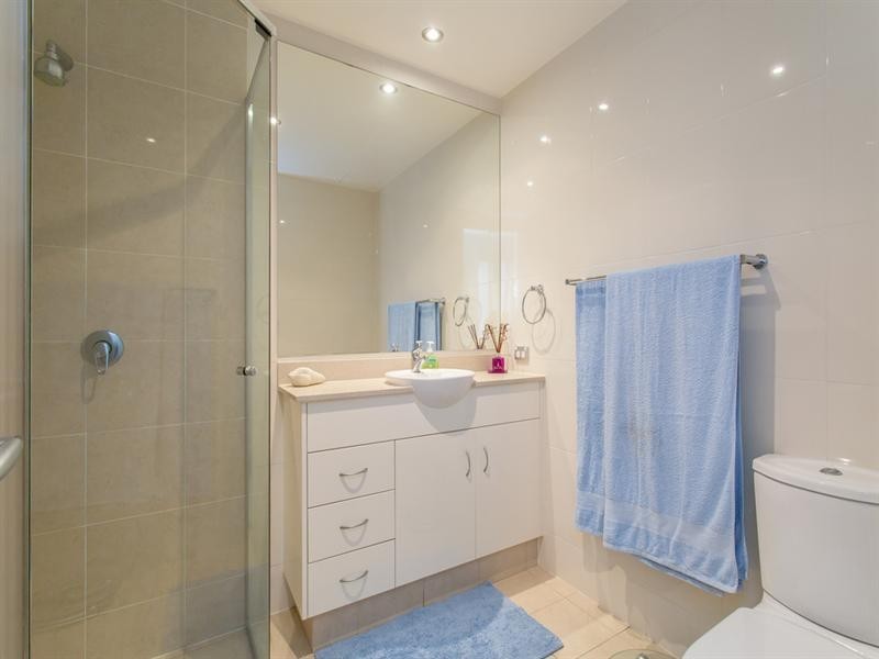 2210/1 Como Crescent, Southport QLD 4215