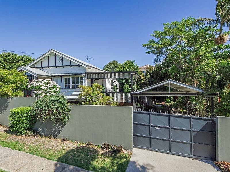 1 Lloyd Street, Southport QLD 4215